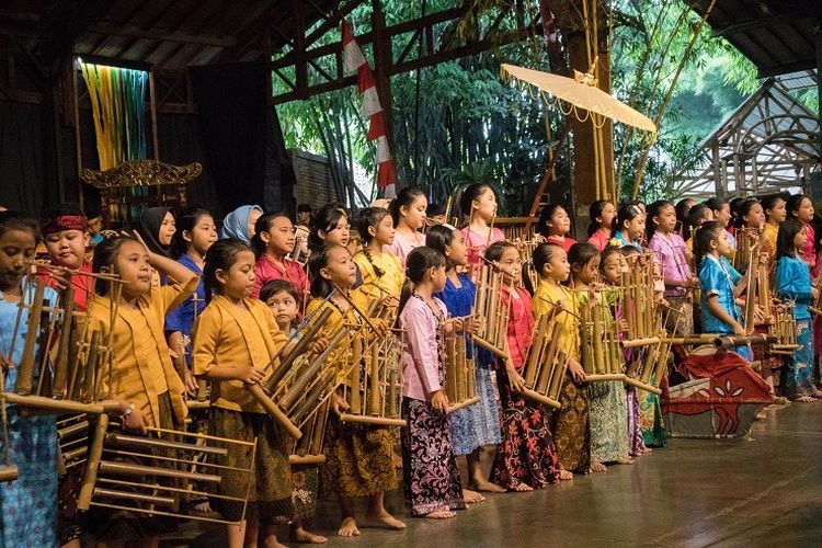 KA Parahyangan, ka parahyangan total penumpang, KA Parahyangan Makin Diminati Turis, Berapa Kisaran Harga Tiketnya?