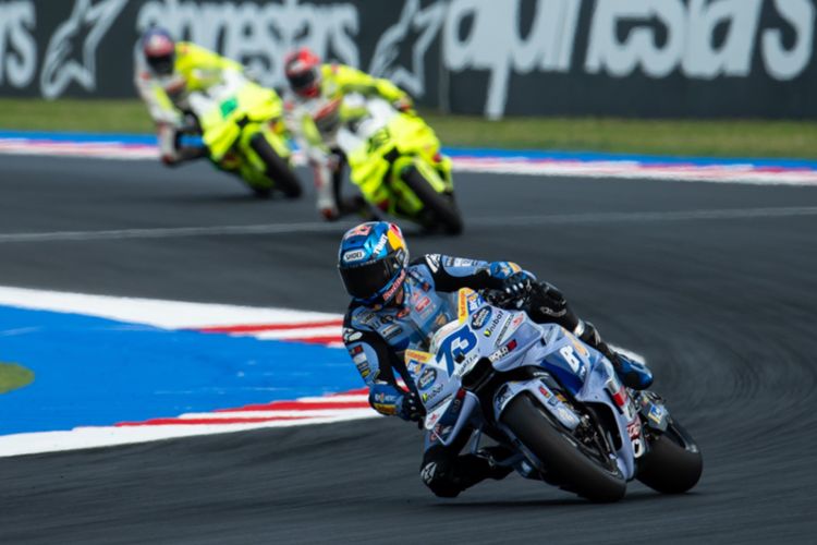 MotoGP, sirkuit misano, klasemen sementara, juara dunia MotoGP, Alex Marquez, Gresini Racing, Fermin Aldeguer, motogp 2025, MotoGP San Marino 2025, Podium Ganda di Misano, Peluang Alex Raih Juara Dunia Masih Terbuka