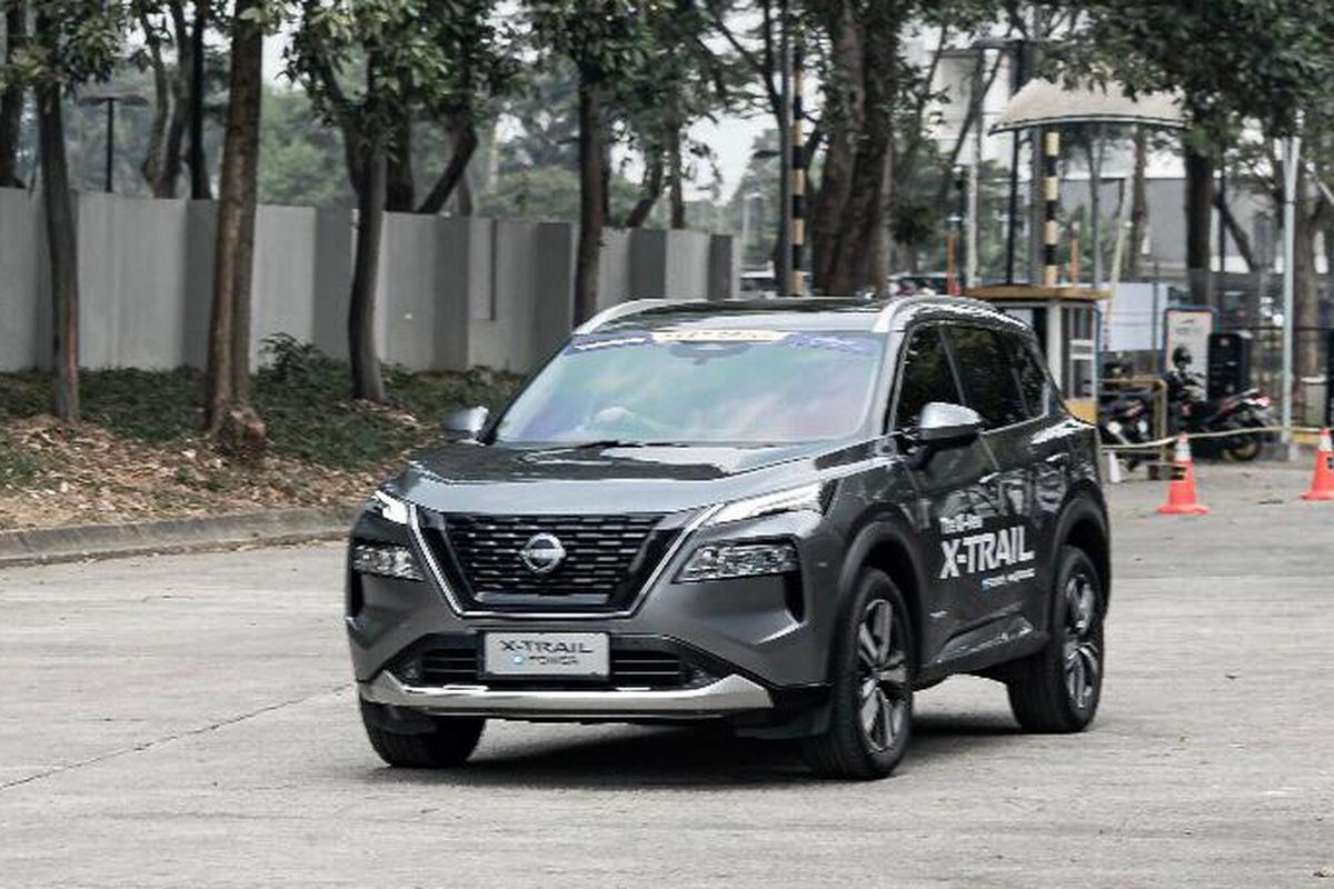 SUV hybrid, X-Trail e-Power dan CR-V e:HEV: Mana yang Lebih Unggul?