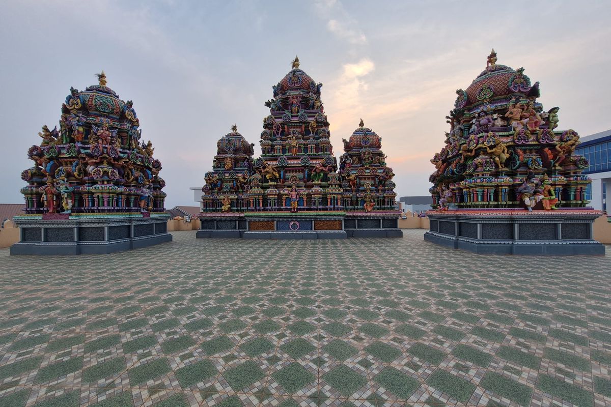 Kuil Murugan Jakarta, Murugan Temple, kuil murugan jakarta, sejarah kuil murugan jakarta, kuil murugan jakarta barat, murugan store jakarta, Sejarah Kuil Murugan Jakarta, Kuil Hindu Terbesar di Indonesia