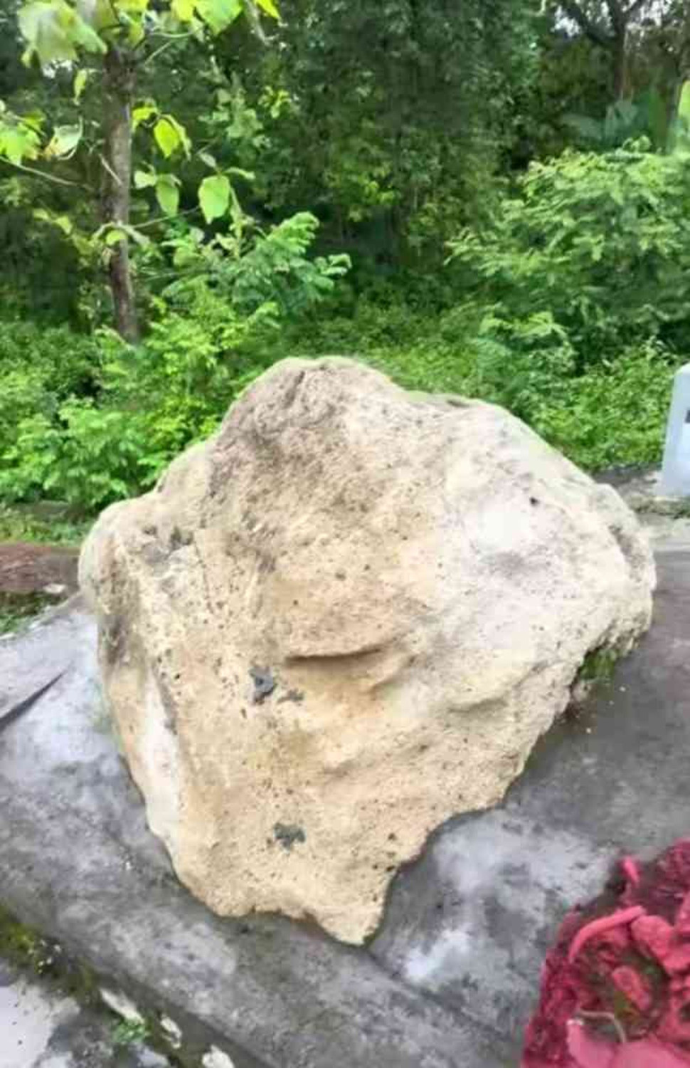 Mengenal Tugu Jatibedug, Penjaga Perbatasan Tiga Wilayah di Tanah Jawa