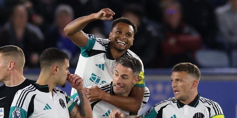 Liga Inggris, Man United, Newcastle United, Newcastle, Liga Inggris 2025-2026, Manchester United, Premier League, Prediksi Skor Man United Vs Newcastle di Liga Inggris 2025-2026, Eddie Howe Waspadai Peningkatan Man United, Man United Kehilangan Pemain Kunci, Prediksi Susunan Pemain, Prediksi Skor Man United Vs Newcastle