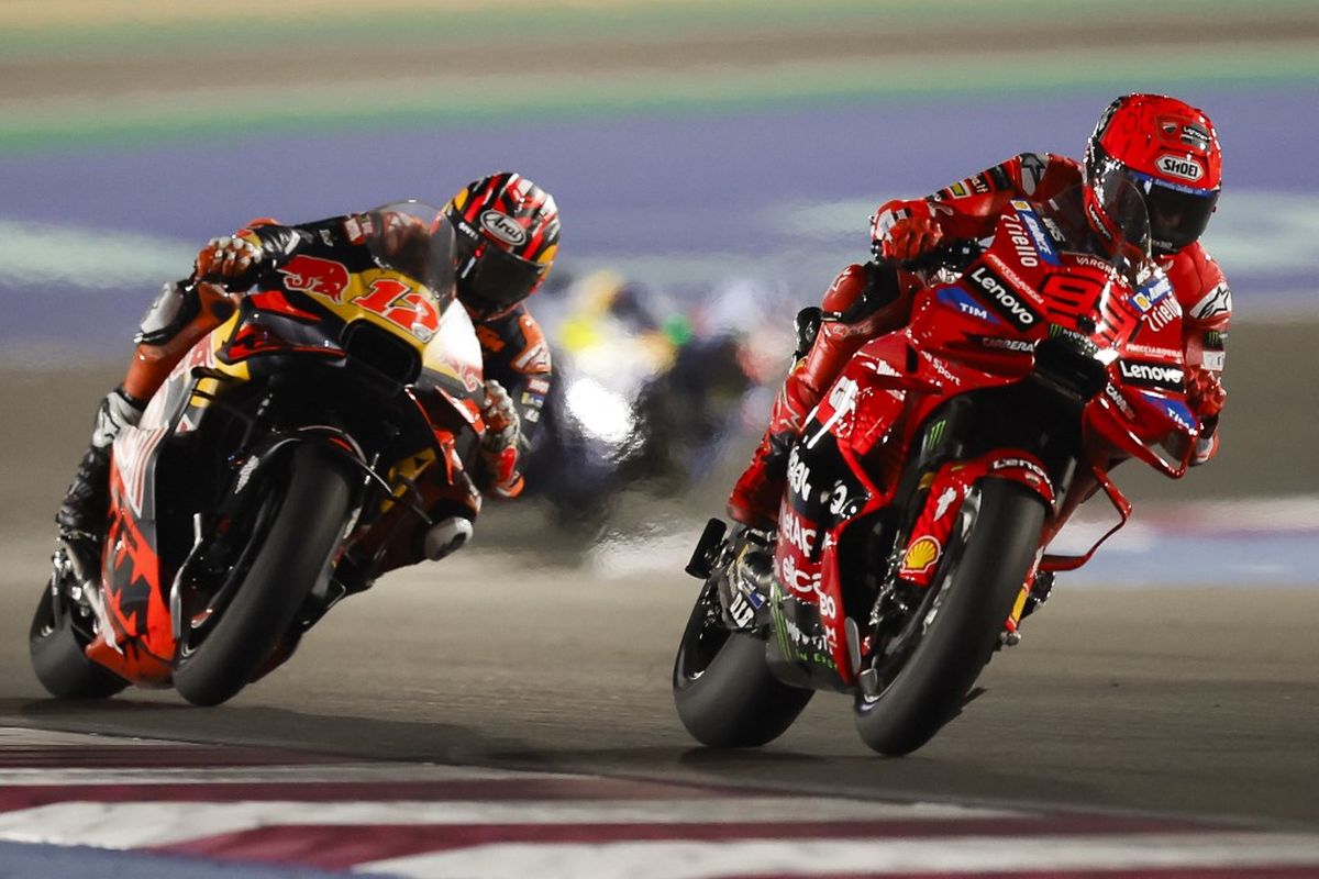 Maverick Vinales, MotoGP, Sirkuit Losail, tekanan ban, Francesco Bagnaia, Franco Morbidelli, Marc Marquez, Klasemen Sementara, MotoGP 2025, sirkuit losail, klasemen sementara, francesco bagnaia, Tekanan ban, motogp 2025, motogp qatar 2025, Update Klasemen Usai MotoGP Qatar 2025, Vinales Dicoret dari Podium