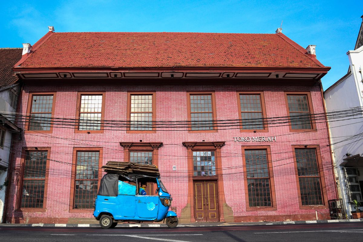 tempat wisata di Jakarta, Tempat Wisata di Jakarta, tempat wisata di Jakarta yang murah, tempat wisata di Jakarta yang lagi hits, tempat wisata di jakarta yang instagramable, tempat wisata di jakarta untuk long weekend, 9 Wisata di Jakarta untuk Long Weekend yang Ramah Transportasi Umum, 1. Kota Tua Jakarta, 2. Monumen Nasional (Monas), 3. Taman Margasatwa Ragunan, 4. Taman Mini Indonesia Indah (TMII), 5. Ancol, 6. Taman Ismail Marzuki, 7. Jakarta Aquarium, 8. Pantjoran PIK, 9. Moja Museum