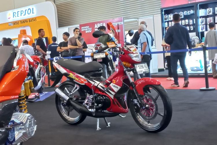 Kustomfest, oli mesin, motor custom, oli motor, pelumas mesin, Motor 2-tak, Menolak Punah, Motor 2-Tak Hidup di Antara Penghobi
