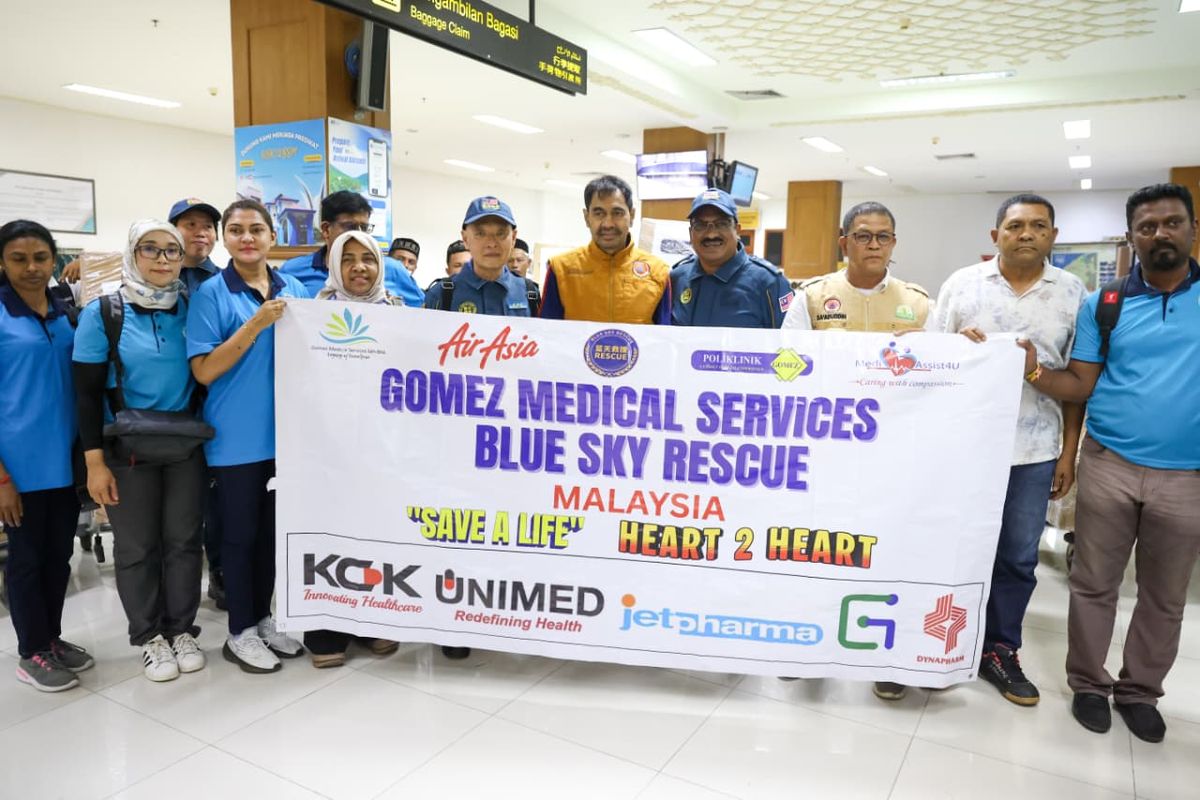 obat, makanan, banjir, Gubernur Aceh, korban banjir, Gubernur Aceh Terima Bantuan Obat dan Makanan dari Malaysia untuk Korban Banjir, Rinciannya: 2 Ton Obat dan 1 Ton Makanan untuk Anak-Anak, Obat dan Tenaga Kesehatan Sangat Dibutuhkan, Penyakit Akibat Banjir Menyebar di Kalangan Korban, Tim dari China Bantu Deteksi Mayat Korban Banjir di Aceh, Wilayah Terdampak: Aceh Timur, Aceh Utara, dan Aceh Tamiang