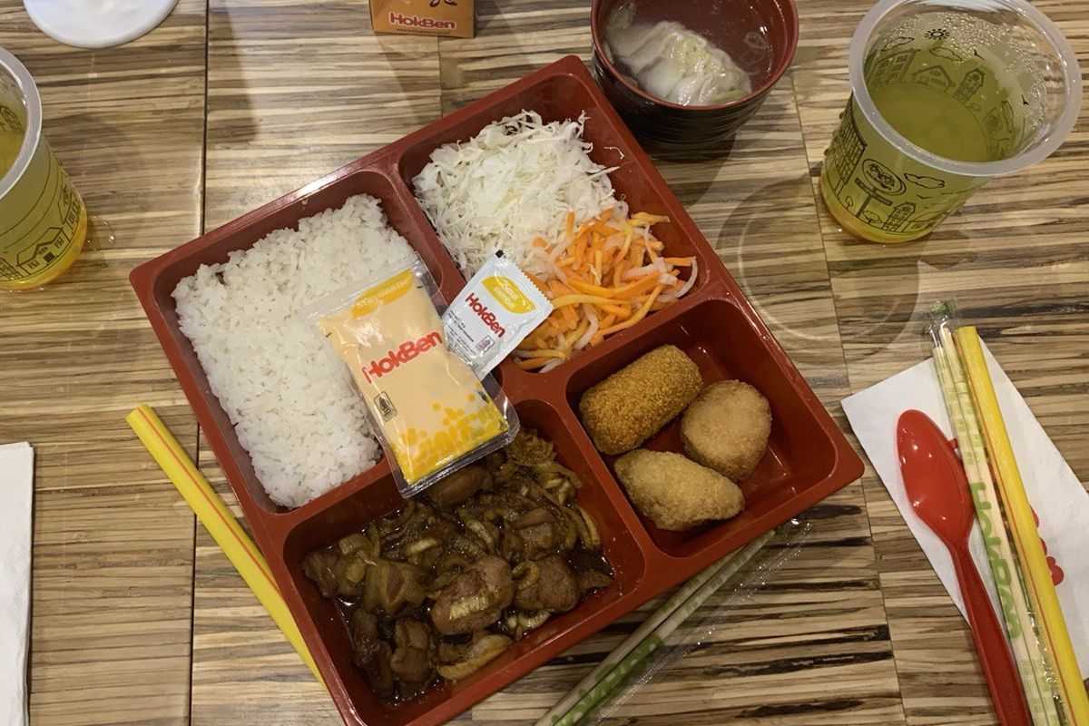 promo Hokben, Promo Spesial Hokben Hari Ini 12 Februari 2026, Paket Premium Set Hanya 50 Ribuan/Orang, 1. Hoka Mukmer (Senin-Jumat), 2. Super bowl (Kamis-Minggu), 3. Paket Sambut Ramadhan (9-15 Februari 2026), 4. Bundling Oishii Ojol (sd 28 Februari 2026)
