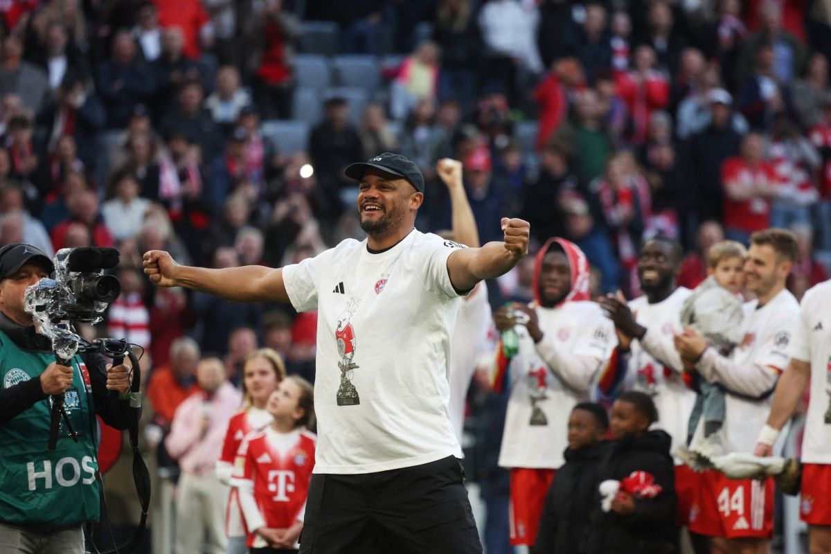Bundesliga, Bayern Muenchen, Vincent Kompany, Bayern Muenchen Bungkam Stuttgart untuk Angkat Gelar Bundesliga ke-35