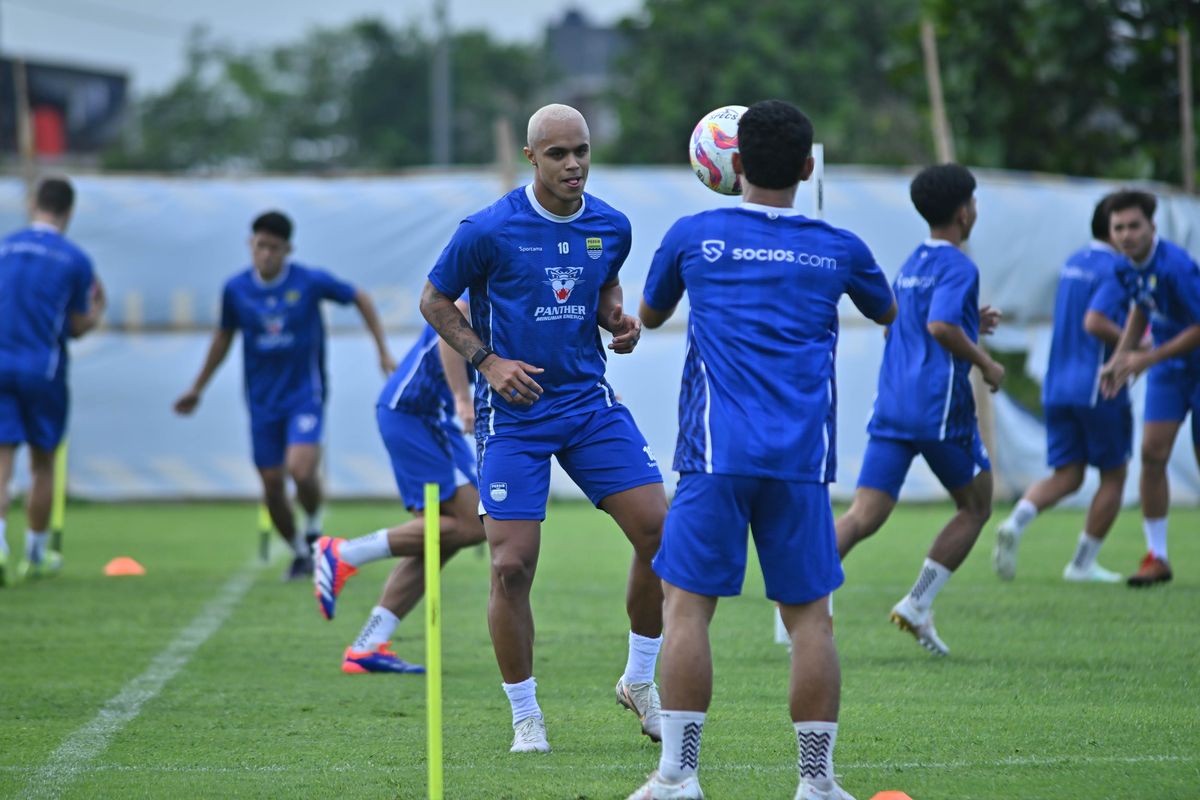 Persib, Bojan Hodak, Liga 1, Patricio Matricardi, Liga 1 2025-2026, Transfer Pemain, Persib Bandung, patricio matricardi persib, Pemain Baru Persib Bandung, Bojan Hodak Bocorkan Nama Patricio