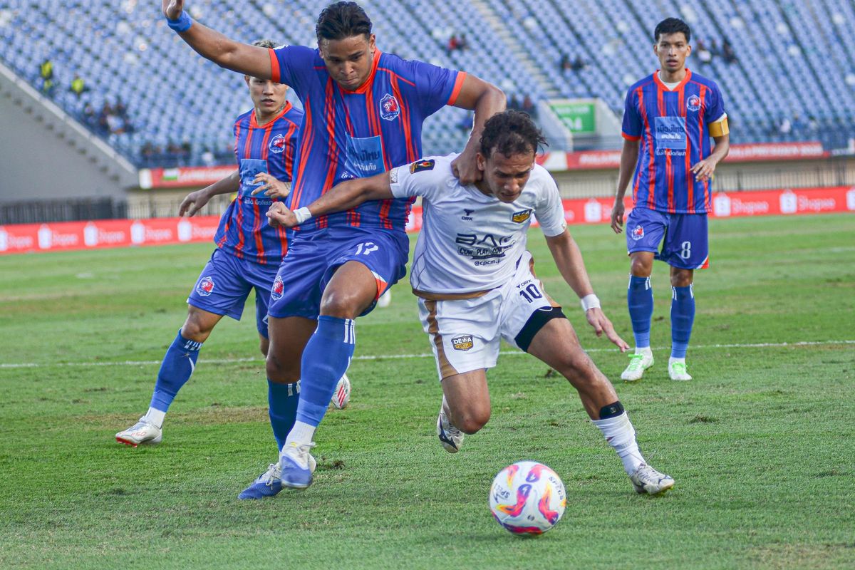 Dewa United, Piala Presiden 2025, Dewa United vs Port FC, DEWA UNITED, Hasil Dewa United vs Port FC 1-2, Tandukan Anak Legenda Singapura Bawa Port Pemuncak Grup