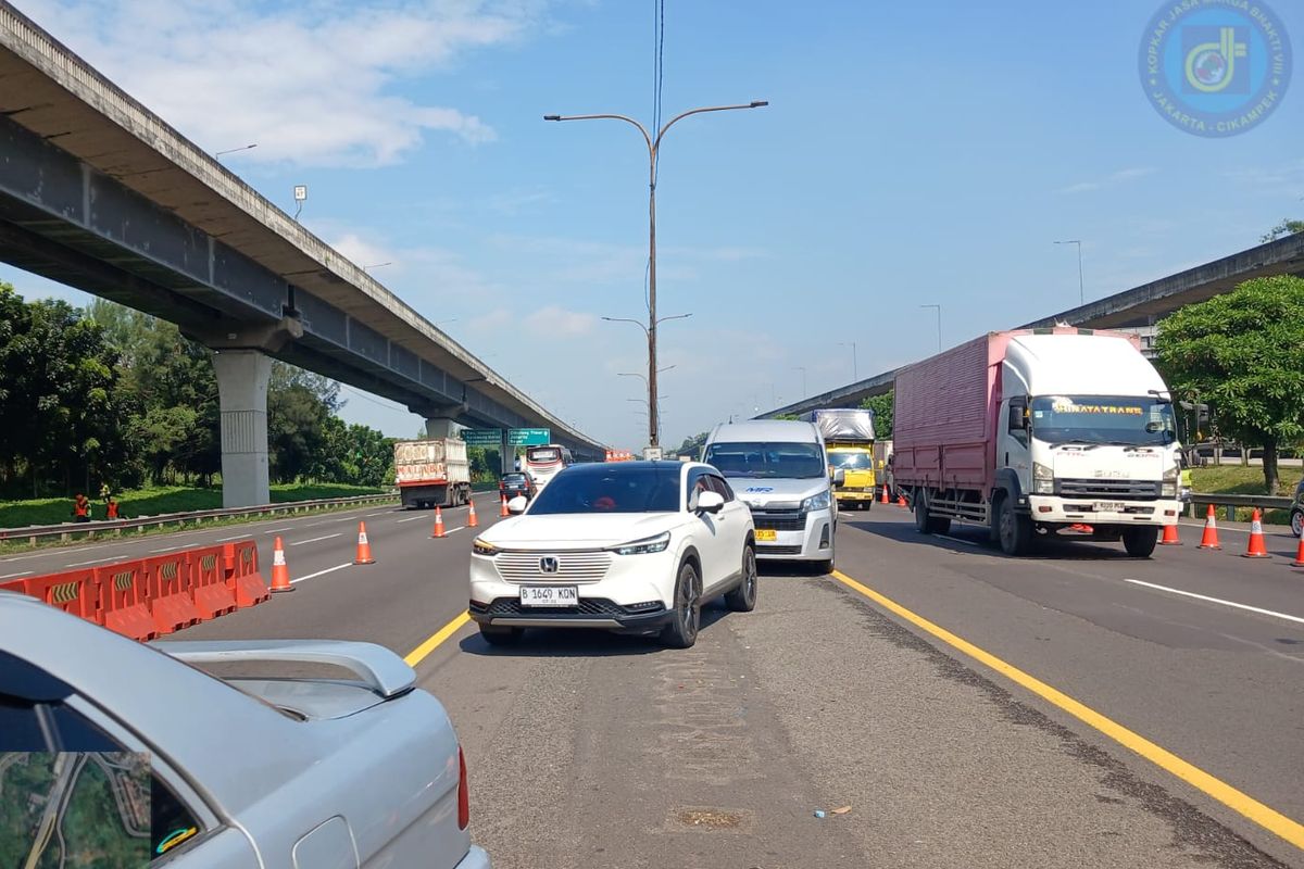 contraflow, lalu lintas, Trans-Jawa, Hari Buruh, Muali Padat, Contraflow Km 55–65 Tol Jakarta–Cikampek Diberlakukan