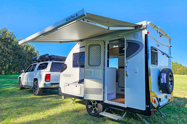 campervan, caravan, Hendro Sutono, overlanding, Tren Overlanding di Indonesia: Campervan atau Caravan?