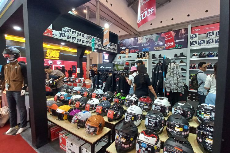 diskon, IMOS, Indonesia Motorcycle Show, helm premium, Apparel berkendara, IMOS 2025, Ragam Diskon Helm dan Apparel Berkendara di IMOS 2025