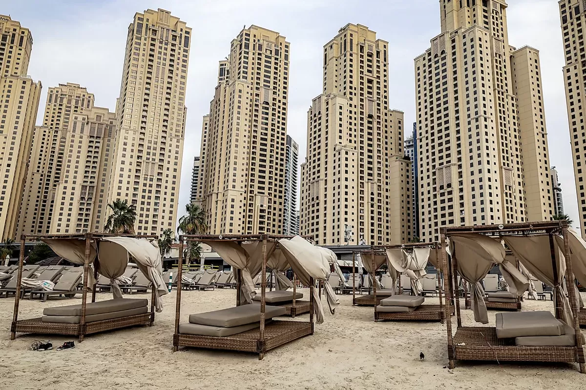 Pemilik Restoran di Dubai Pangkas Gaji Karyawan Imbas Perang Timur Tengah