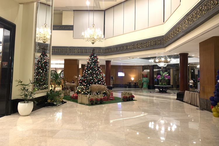tarif menginap di Hotel Sultan, hotel sultan jakarta, polemik kepemilikan hotel sultan, tarif menginap di hotel sultan, harga menginap di hotel sultan jakarta, tipe kamar hotel sultan jakarta, Hotel Sultan Tetap Beroperasi di Tengah Polemik Kepemilikan, Berapa Tarif Menginapnya?