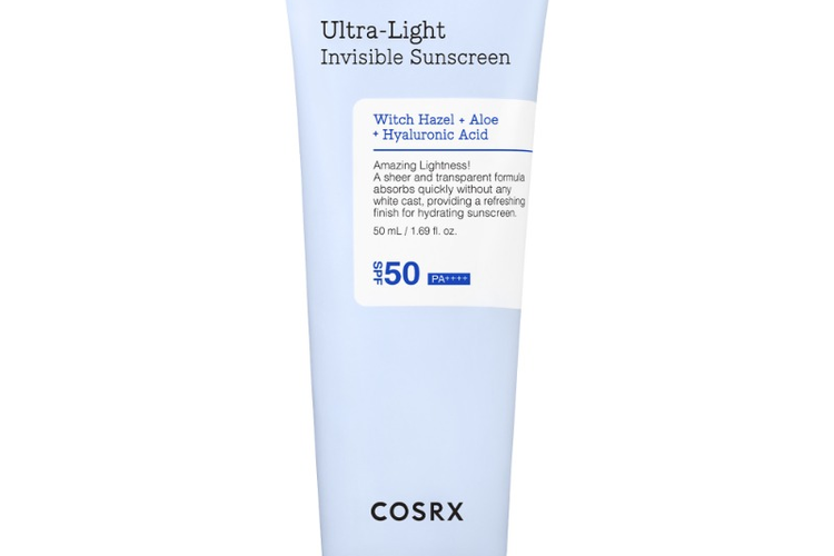 sunscreen, sunscreen untuk kulit berminyak, sunscreen SPF 50, sunscreen untuk cuaca panas, sunscreen untuk cuaca panas ekstrem, rekomendasi sunscreen spf 50, Rekomendasi Sunscreen SPF 50 yang Cocok untuk Cuaca Panas, 7 Rekomendasi Sunscreen SPF 50 yang Cocok untuk Cuaca Panas, 1. Cosrx Ultra-Light Invisible Sunscreen SPF 50 PA++++ , 2. Bhumi Prime Defense Daily Sunscreen SPF 50+ PA++++ , 3. Anessa Perfect UV Skincare Milk SPF 50+ PA++++ , 4. Biore UV Aqua Rich Watery Essence SPF 50+ PA++++ , 5. Labore Sensitive Skin Care BiomeProtect Physical Sunscreen SPF 50+ PA++++, 6. Make P:rem UV Defense Me SPF 50 PA++++, 7. La Roche-Posay Anthelios UVMune 400 Invisible Fluid SPF 50+ PA++++ 