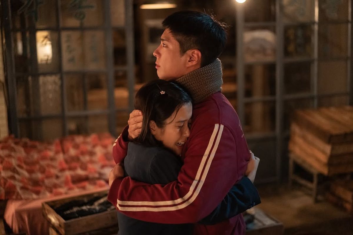 drama korea 2025, When Life Gives You Tangerines, oh ae sun when life gives you tangerines, iu park bogum drama, pelajaran hidup when life gives you tangerine, 4 Pelajaran Hidup dari When LIfe Gives You Tangerines, Tetap Bahagia meski Banyak Cobaan, 1. Menerima keadaan yang tidak sesuai rencana, 2. Tidak berekspektasi lebih, 3. Mengatasi duka atas kematian seseorang yang dicintai, 4. Tetap bahagia meskipun banyak cobaan