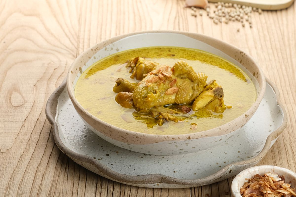 resep opor ayam, Resep opor ayam, resep opor ayam spesial, resep masakan idul adha, resep opor ayam untuk lebaran, menu untuk lebaran idul adha, hidangan istimewa untuk idul adha, Resep Opor Ayam Suwir, Hidangan Istimewa untuk Idul Adha