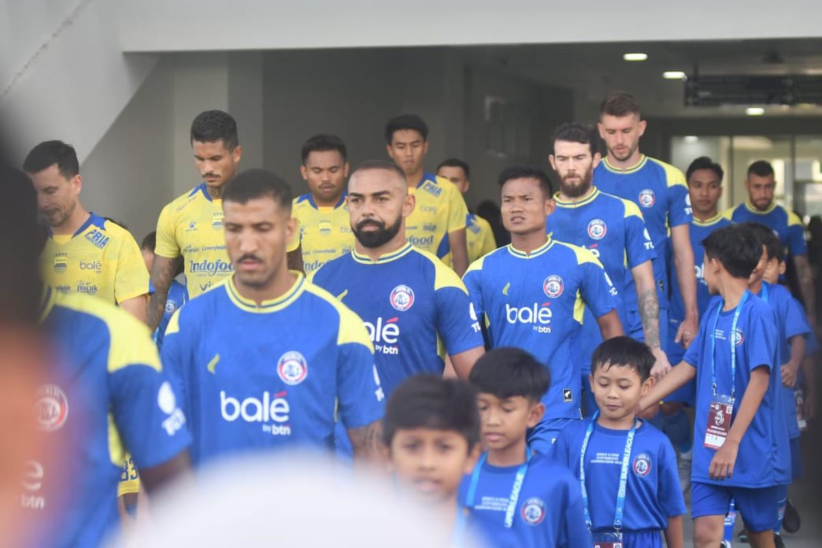 Arema FC, Semen Padang, Link Live Streaming, Semen Padang Vs Arema FC, Super League 2025-2026, jadwal super league 2025-2026, Link Live Streaming Semen Padang Vs Arema FC di Super League 2025-2026