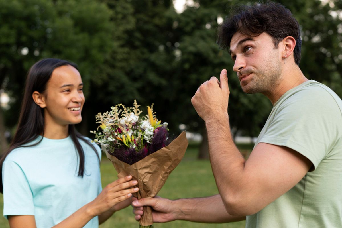 Mengapa Cinta Bertepuk Sebelah Tangan Bikin Obsesi?, 1. Pola kelekatan cemas (Anxious Attachment), 2. Ketakutan pada kedekatan emosional, 3. Daya tarik sesuatu yang sulit diraih, 4. Terjebak pada fantasi, bukan realitas, 5. Efek penguatan tidak teratur (Intermittent Reinforcement)