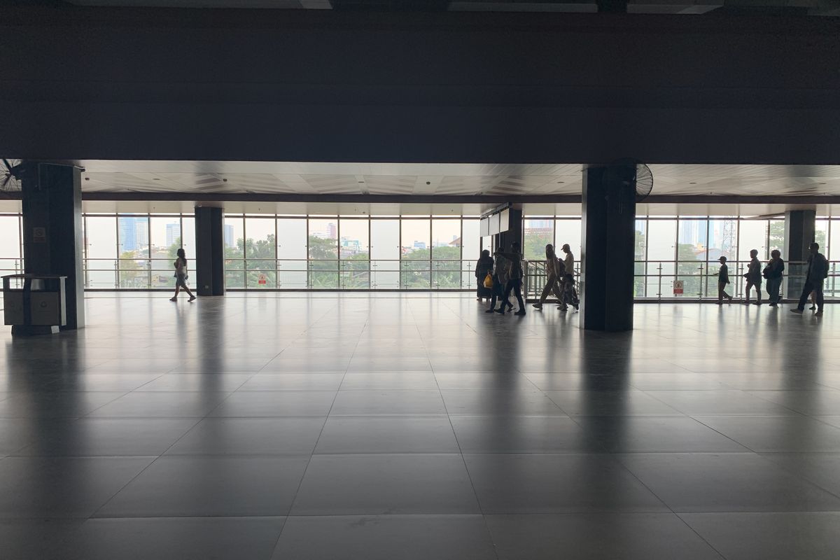 bangunan baru Stasiun Tanah Abang, bangunan baru stasiun tanah abang, stasiun tanah abang baru, fasilitas stasiun tanah abang baru, kondisi stasiun tanah abang baru, Bangunan Baru Stasiun Tanah Abang, Pengguna KRL: Semakin Luas, Lebih Tertata