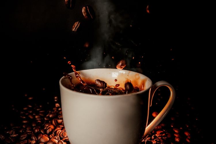 Berhenti Ngopi Ternyata Bikin Sakit Kepala, Ini Cara Mengatasinya, Mengapa kafein berpengaruh pada tubuh?, Penyebab sakit kepala akibat kafein, Cara efektif menghilangkan sakit kepala akibat kafein, Kesimpulan