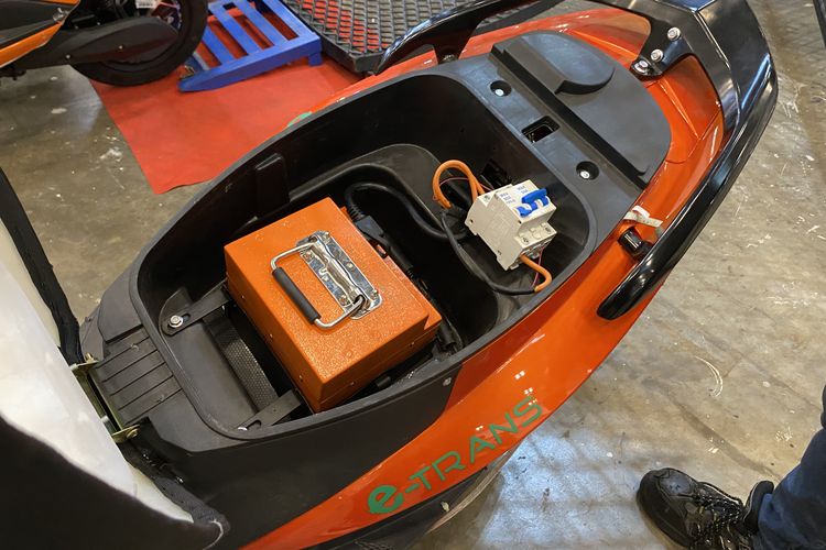 baterai, baterai SLA, Mengapa Baterai Motor Listrik SLA Cepat Rusak?