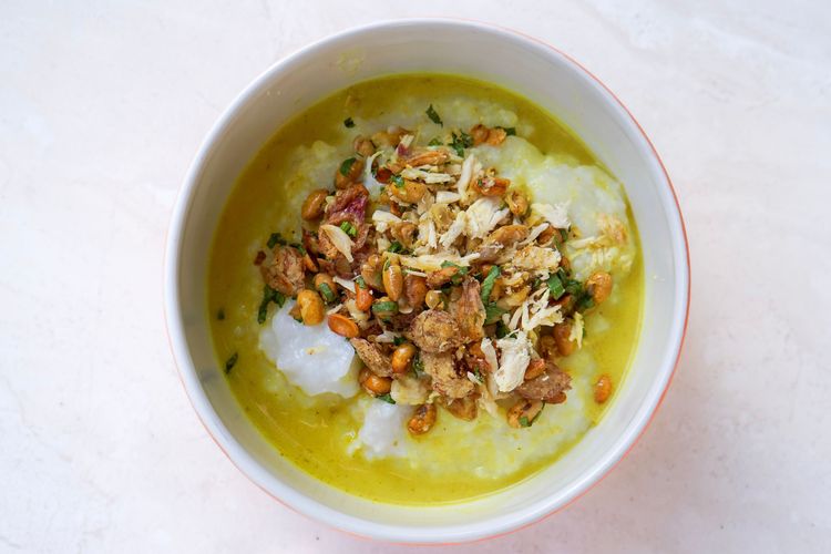 Indonesia, 20 Kuliner Indonesia yang Mendunia Versi TasteAtlas 2026, 1. Sate kambing, 2. Soto betawi, 3. Siomay, 4. Batagor, 5. Pisang goreng, 6. Nasi goreng ayam, 7. Bubur ayam, 8. Perkedel, 9. Ayam goreng, 10. Klepon, 11. Pempek, 12. Rawon, 13. Nasi Uduk, 14. Tempeh mendoan, 15. Pecel, 16. Bebek goreng, 17. Ikan bakar, 18. Sambal terasi, 19. Ayam penyet, 20. Odading