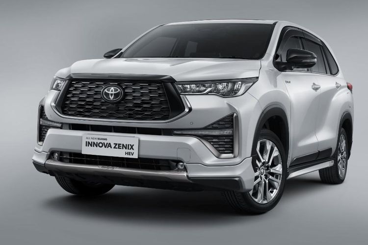 fitur keselamatan, Toyota Kijang Innova Zenix, konektivitas real-time, pembaruan terbaru, Toyota Innova Zenix Hybrid: Simak Skema Cicilan Terbaru, Fitur Tambahan, Head Unit Terhubung, Fitur Keselamatan , Simulasi Cicilan Toyota Innova Zenix Terbaru