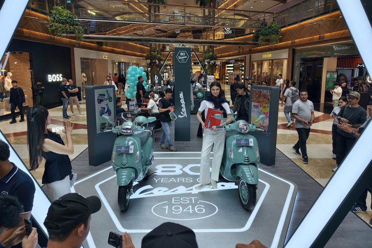 Vespa, Vespa 80th Anniversary, Vespa Primavera 80th Anniversary, Vespa Sprint 80th Anniversary, Vespa GTS 250 80th Anniversary, Vespa Rilis Tiga Model 80th Anniversary, Harga Mulai Rp 63 Jutaan
