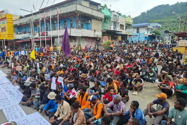 demo, Tito Karnavian, Mendagri, mendagri Tito Karnavian, aksi demo, mendagri tito, 7 Pernyataan Mendagri Tito, Kepala Daerah Dilarang Flexing hingga Harus Tetap di Daerah, 1. Kerugian Jakarta Akibat Demonstrasi Capai Rp 50,4 Triliun, 2. Penundaan Izin Perjalanan Dinas Luar Negeri Kepala Daerah, 3. Seruan Doa Bersama dan Program Pro-Rakyat, 4. Larangan Flexing bagi Pejabat dan Keluarga, 5. Percepatan Perbaikan Infrastruktur Rusak, 6. Waspada Provokasi Media Sosial, 7. Kepala Daerah Diminta Tetap di Wilayah Masing-Masing