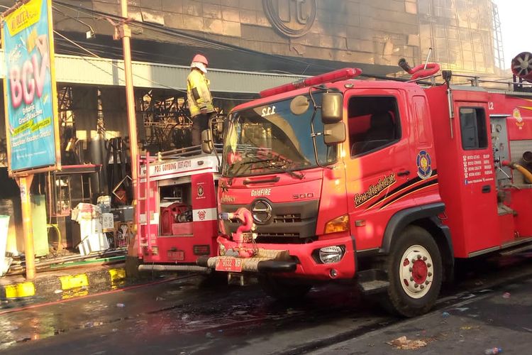 Cilacap, Rita Pasaraya Cilacap, Kebakaran Rita Pasaraya Cilacap: Kronologi dan Dugaan Penyebabnya