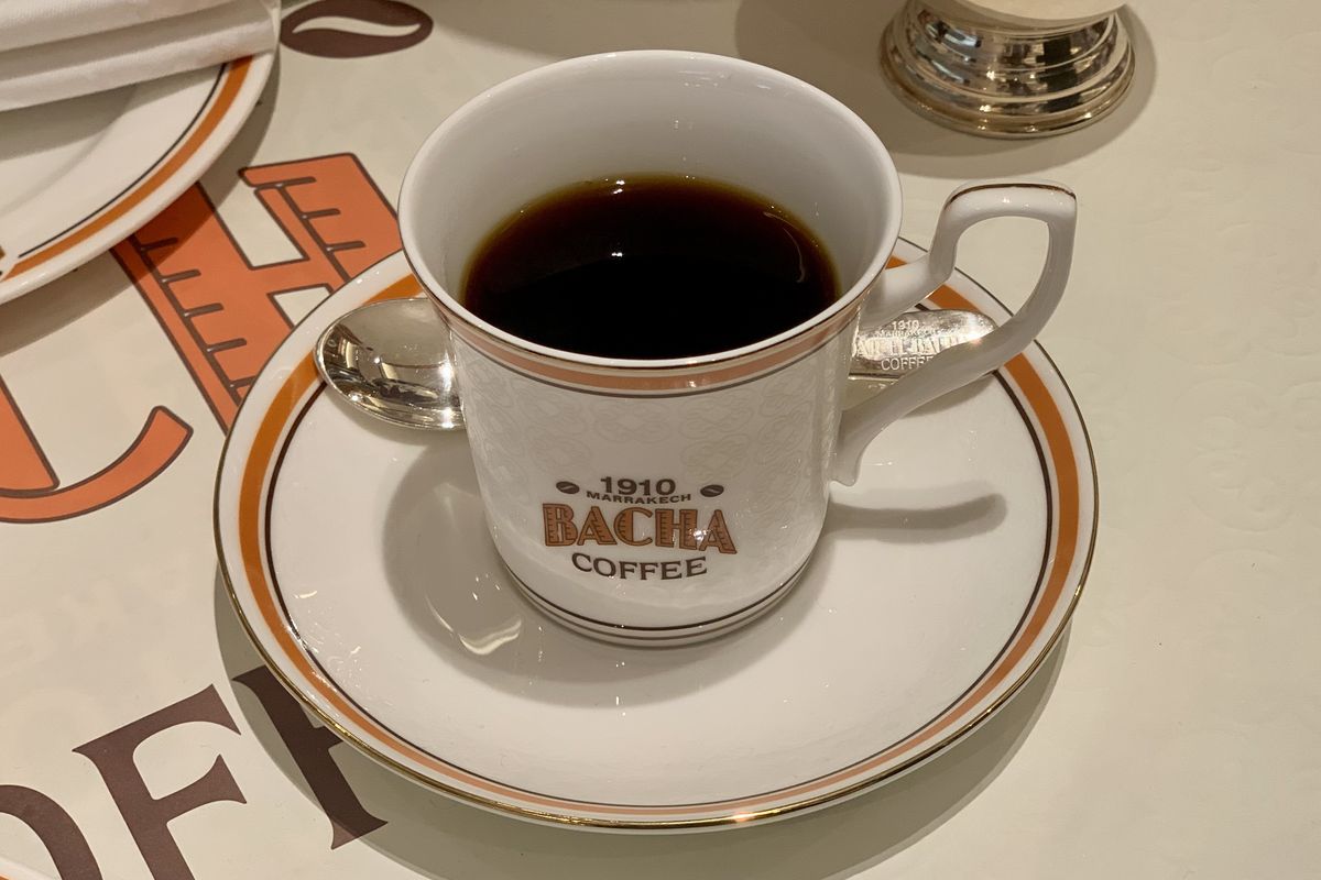 Kenapa Bacha kopi mahal, cara minum bacha coffee, Berapa banyak air yang digunakan untuk kopi Bacha, harga menu di bacha coffee, cara pesan bacha coffee, Panduan Lengkap Minum Kopi di Bacha Coffee: Cara Beli, Harga Menu, hingga Tips, Cara pesan Bacha Coffee, Harga menu Bacha Coffee, Rekomendasi kopi di Bacha Coffee untuk pemula, Cara minum Bacha Coffee, Tips minum kopi di Bacha Coffee, Baru di Bacha Coffee Plaza Indonesia