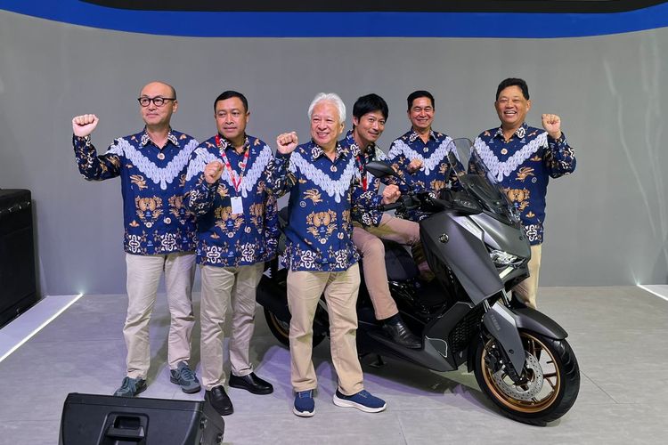 IMOS, Yamaha XMAX, yamaha, Yamaha XMAX TechMAX, IMOS 2025, Yamaha Xmax Tech Max Meluncur, Harga Tembus Rp 75 Juta