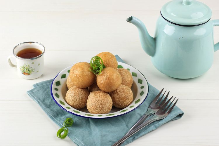 tahu goreng, resep tahu bulat kopong, cara membuat tahu bulat, tahu bulat renyah, camilan tahu sederhana, Cara Membuat Tahu Bulat Mengembang Kopong, Pakai 1 Bahan Ini, Rahasia Bikin Tahu Bulat Kopong dan Mengembang, Cara Membuat Tahu Bulat Kopong dan Mengembang, Tips Tambahan agar Tahu Bulat Lebih Sempurna, Manfaat Baking Powder dalam Adonan Tahu Bulat