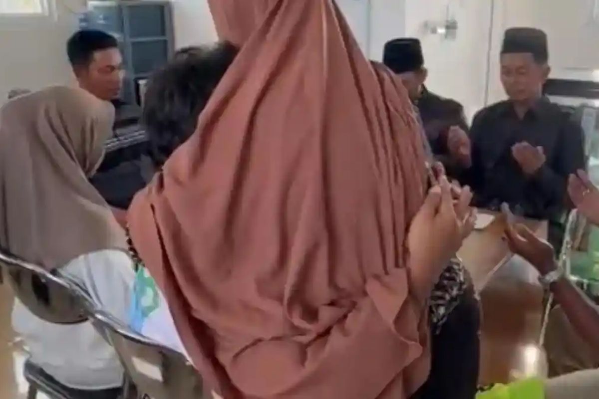 Pacitan, ijab kabul, Kisah Kakak Korban Tewas Dikejar Polisi Pacitan, Menikah di Kamar Jenazah Adiknya