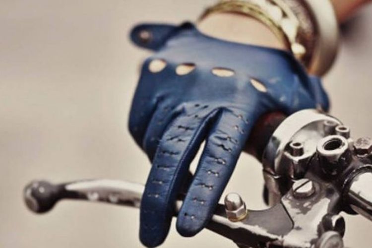 turunan, motor matik, teknik pengereman, Motor matik, Turunan curam, jalur curam, Teknik Pengereman Motor Matik di Turunan Curam dan Panjang