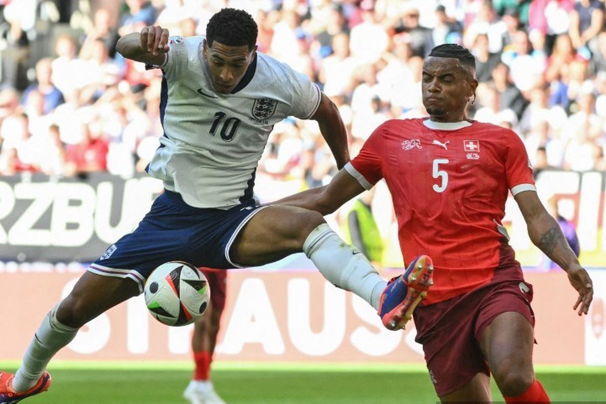 Manchester City, Liverpool, Serie A, AC Milan, Bursa Transfer, Liga Italia, Joe Gomez, Manuel Akanji, Tak Hanya Manuel Akanji, AC Milan Bidik Bek Liverpool