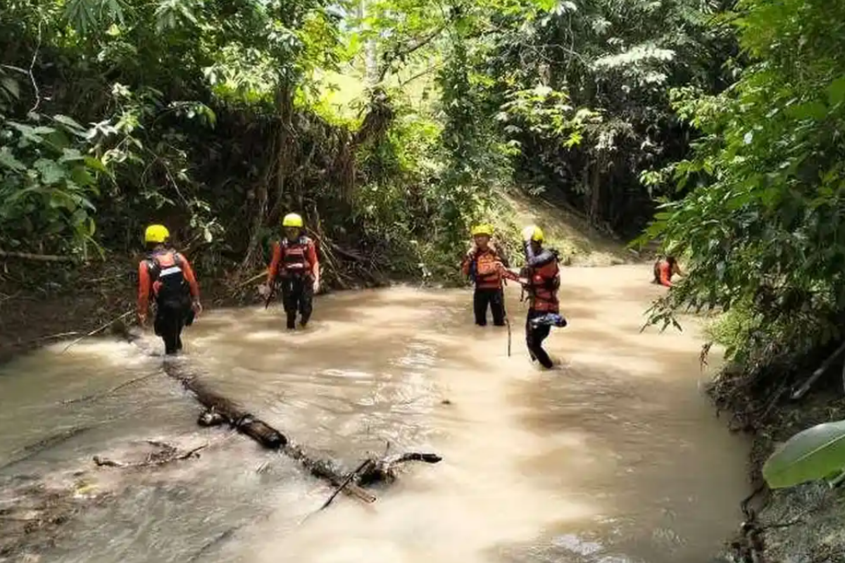 Lampung, tim SAR gabungan, Lansia Diduga Hanyut di Sungai Raguk, Tim SAR Perluas Pencarian di Hari Keempat