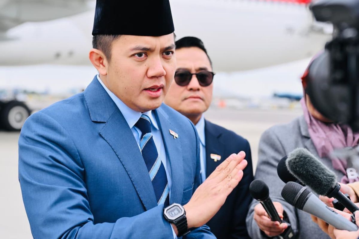 KTT G20, Gibran Rakabuming Raka, Prabowo Subianto, prabowo subianto, Teddy Indra Wijaya, sekretaris kabinet teddy indra wijaya, ktt g20 2025, Prabowo Absen di KTT G20, Seskab Teddy: Ada Agenda Penting di Tanah Air