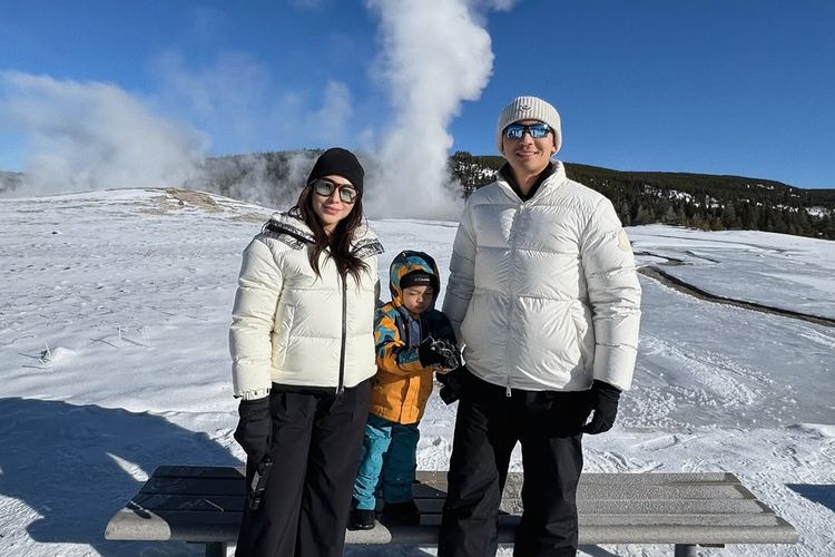 Nikita Willy Berbagi 6 Janji untuk Sesama Ibu, Penuh Empati dan Bikin Terharu, 1. Tidak pernah menghakimi penampilan ibu lain, 2. Tidak terganggu saat bayi menangis di tempat umum, 3. Tidak menghakimi cara mengasuh anak, 4. Mengerti jika datang dengan banyak bantuan, 5. Tidak membandingkan anak, 6. Selalu mengerti saat ibu mengaku lelah