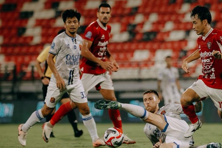 Semen Padang, Persijap Jepara, Rendi Saepul, Carlos Franca, Hasil Semen Padang vs Persijap 0-2: Laskar Kalinyamat Menjauh dari Zona Merah