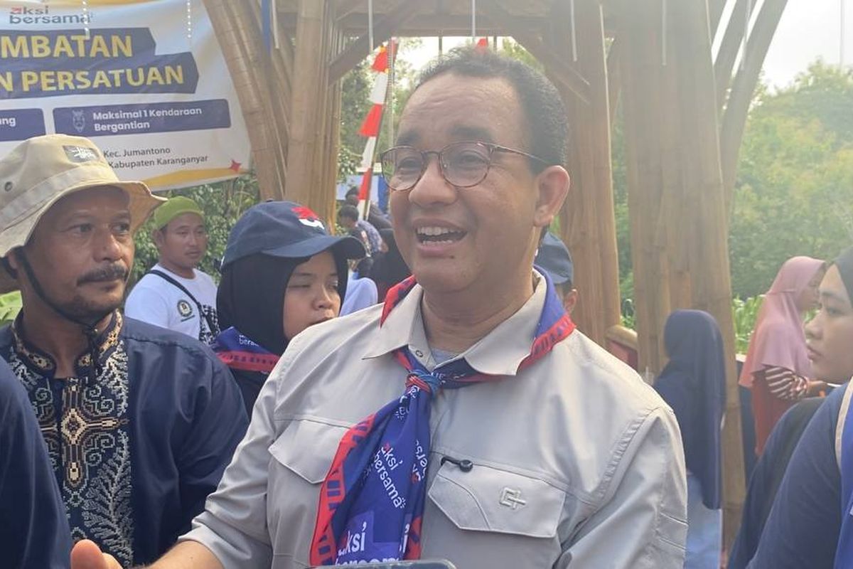 Anies Baswedan, Anies Resmikan Jembatan Gantung di Karanganyar, Didoakan Jadi Presiden