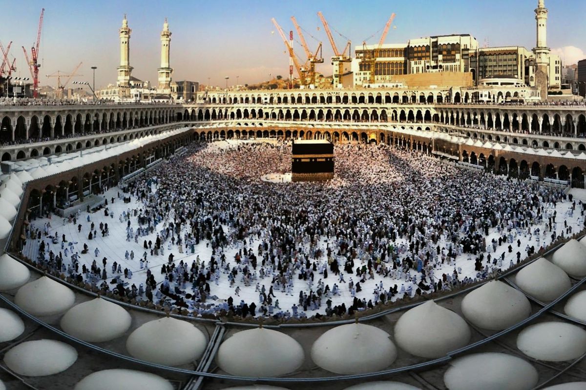 haji, Haji, haji 2025, Kepulangan Jemaah Haji, Karena Keamanan Jalur Udara, Dua Kloter Haji Surabaya Tertunda, Ribuan Lainnya Tetap Dipulangka