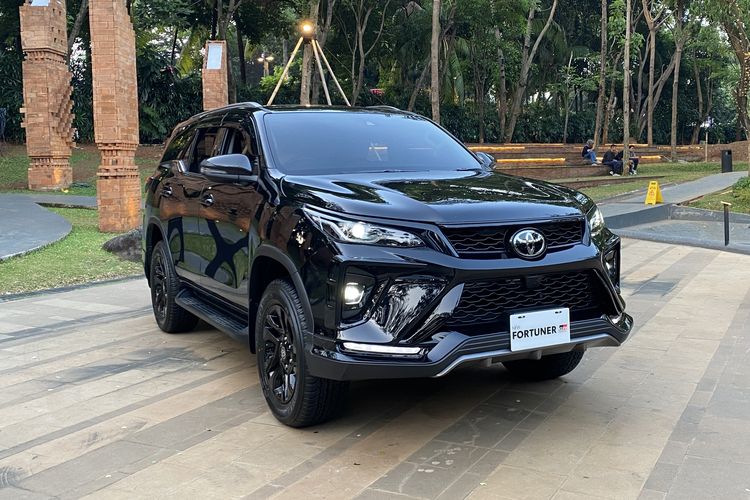 GIIAS 2025, pameran otomotif, mobil di bawah Rp 500 juta, pilihan mobil menarik, GIIAS 2025: Pilihan Mobil Terbaik dengan Bujet Rp 500 Juta, Toyota All New Kijang Innova Zenix Hybrid, Toyota New Fortuner, Toyota New Corolla Altis, Baic BJ 30 Hybrid, Mazda CX-3 dan Mazda CX-30, Chery Tiggo 8 CSH, Chery J6, BYD Atto 3, Mitsubishi Triton, Nissan Kicks ePower, Kia Seltos, Hyundai Kona Electric, Subaru Crosstrek