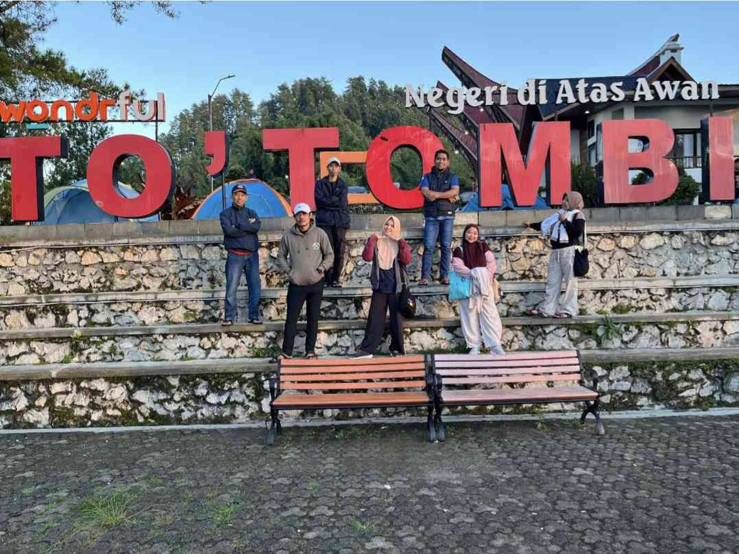 Toraja, Lolai, Menikmati Keindahan Matahari Terbit di Lolai, Saat Toraja Serasa Negeri di Atas Awan