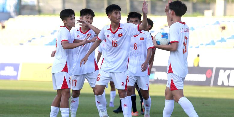 Vietnam, Timnas U17 Indonesia, Thailand, Cristiano Roland, Australia, Arab Saudi, Daftar Tim Lolos Perempat Final Piala Asia U17 2026: Indonesia Gugur, Vietnam Satu-satunya Wakil ASEAN
