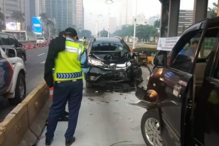 inspeksi kendaraan, mobil bekas, bullhead, Rahasia Mobil Bekas Aman: Deteksi Riwayat Tabrakan dari Bullhead