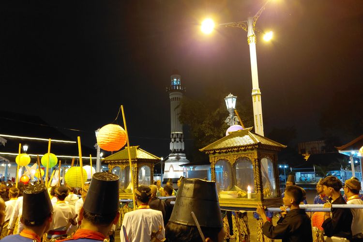 PB XIV Hangabehi Tak Hadir dalam Malam Selikuran Keraton Solo yang Digelar LDA