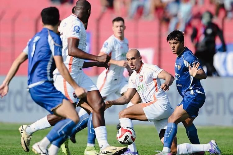 Borneo FC, Persib Bandung, Berguinho, Persib vs Borneo, Persib Bandung vs Borneo FC, Jadwal Persib, Persib Bandung vs Borneo FC Samarinda, jadwal persib vs borneo fc, Super League 2025-2026, Bojan Hodak, Prediksi Line Up Persib Bandung Vs Borneo FC: Laga Emosional Berguinho